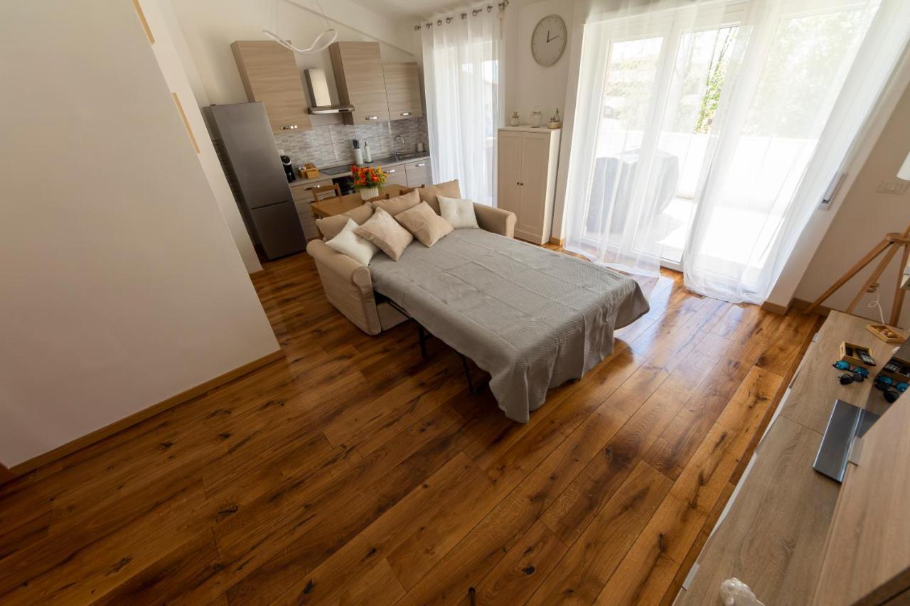 Alloggio Turistico Flavia Anzio Exteriör bild